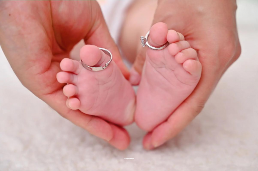 防城港宝宝头发少缺什么