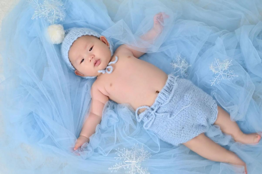 防城港宝宝从床上掉下来 防城港宝宝从床上掉下来